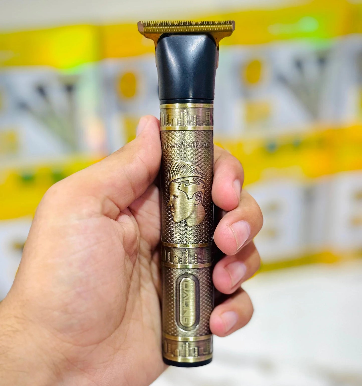 Daling 3-in-1 Grooming Kit – Rechargeable Clipper + Trimmer - Bliss Beauty 